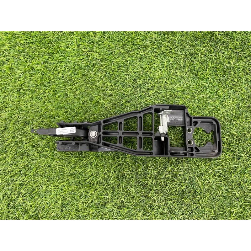 Кронштейн ручки двери (кузов и элементы) Dodge Durango WD 2015 5.7 HEMi 4589888AD