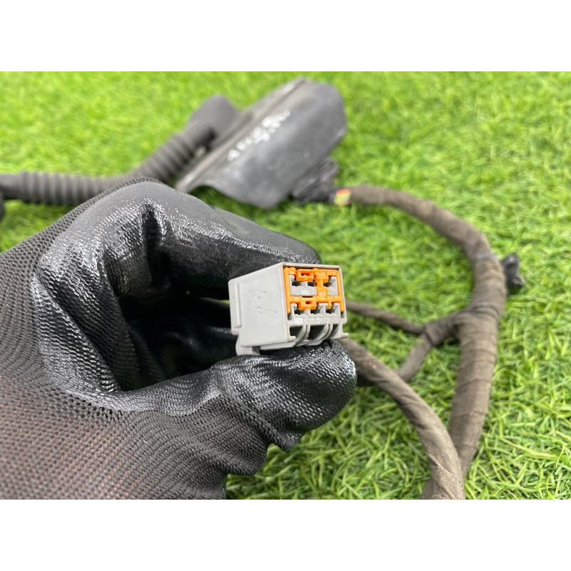 Проводка дверная (электрика) Dodge Durango WD 2015 5.7 HEMi 68184628AB