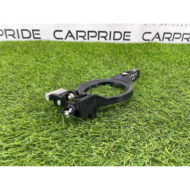 Кронштейн ручки двери (кузов и элементы) Mitsubishi Outlander GF 2017 2.4 5746A088