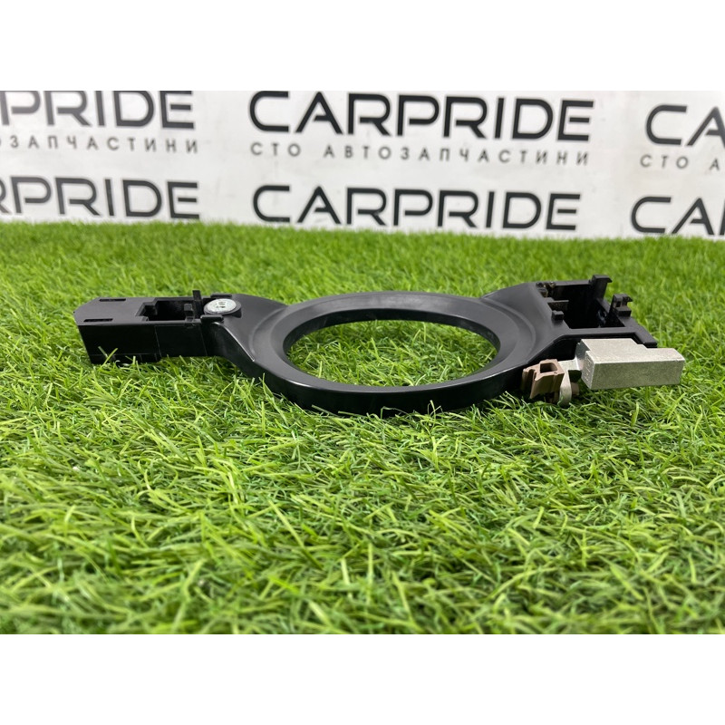 Кронштейн ручки двери (кузов и элементы) Mitsubishi Outlander GF 2017 2.4 5746A088