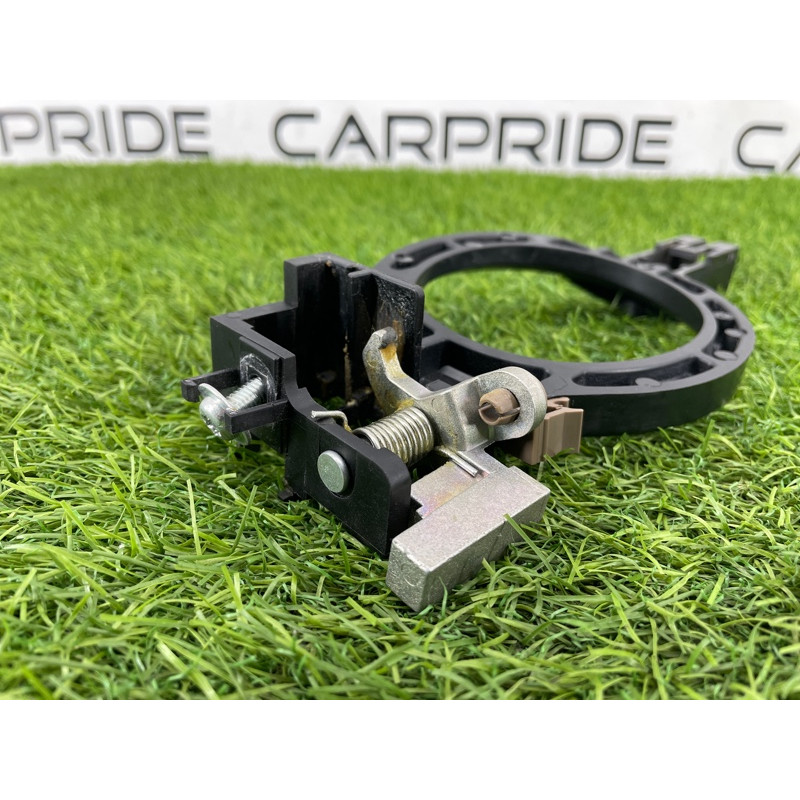 Кронштейн ручки двери (кузов и элементы) Mitsubishi Outlander GF 2017 2.4 5746A088