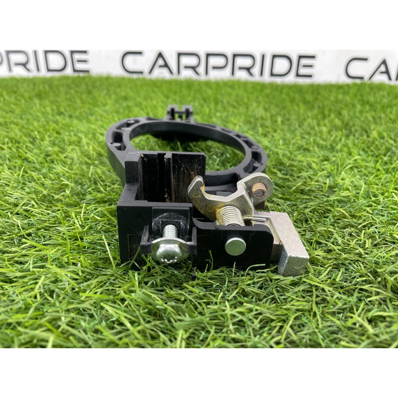 Кронштейн ручки двери (кузов и элементы) Mitsubishi Outlander GF 2017 2.4 5746A088