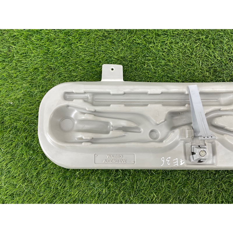 Ящик для инструментов (аксессуары) BMW 3-series E36 1997 M52b28 71111182366