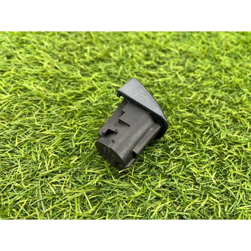 Заглушка внешней ручки (кузов и элементы) Audi Q5 8R 8t0837167a