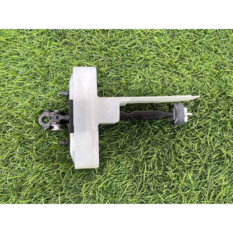 Ограничитель двери (кузов и элементы) Lexus LS XF40 6861050040