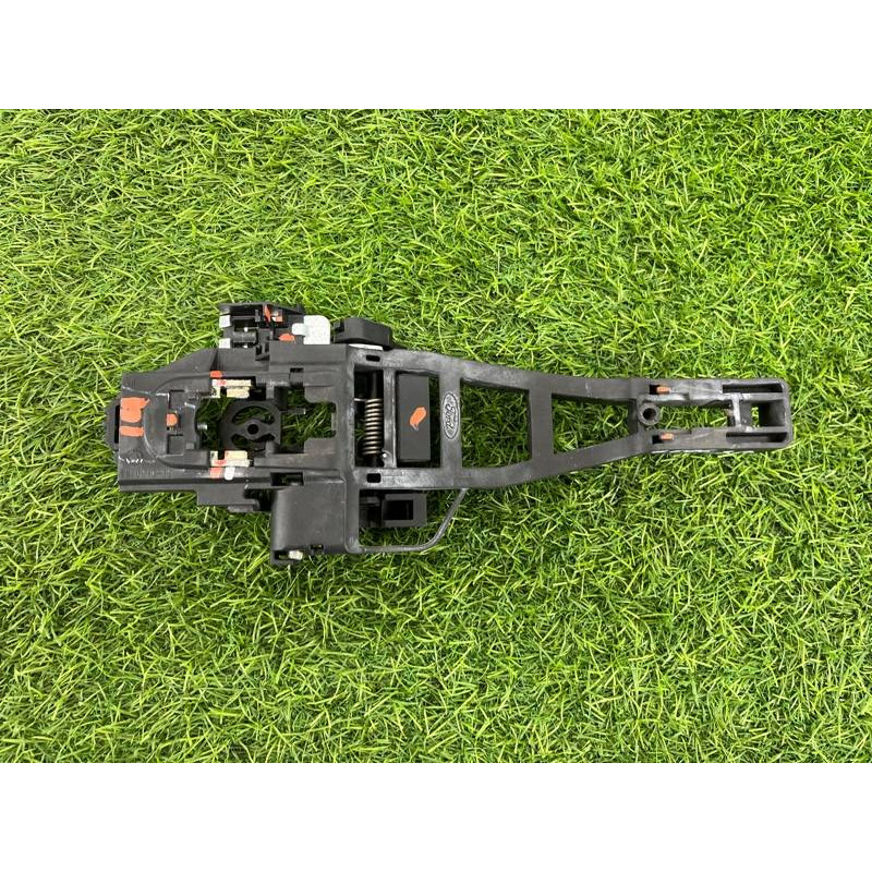 Кронштейн ручки двери (кузов и элементы) FORD Focus MK3 2013 2.0 CM5Z5826684F