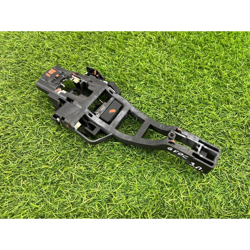 Кронштейн ручки двери (кузов и элементы) FORD Focus MK3 2013 2.0 CM5Z5826684F