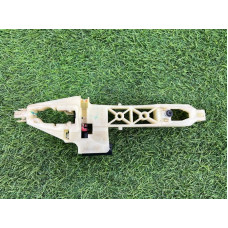 Кронштейн ручки двери