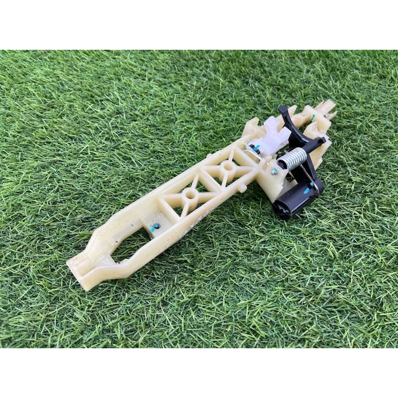 Кронштейн ручки двери (кузов и элементы) Hyundai Sonata LF 83665C1000