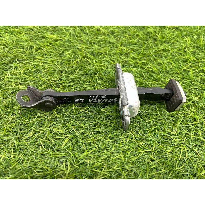 Ограничитель двери (кузов и элементы) Hyundai Sonata LF 79490C1010