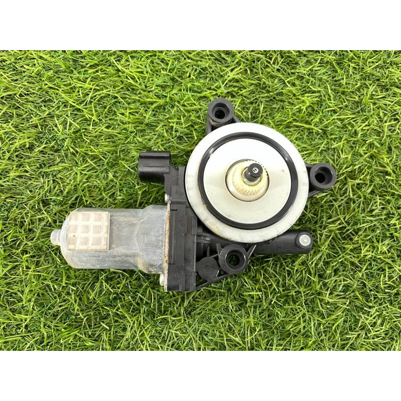 Мотор стеклоподъемника (электрика) Hyundai Sonata LF 82460c1000