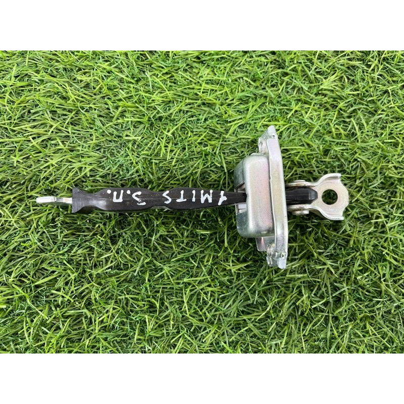 Ограничитель двери (кузов и элементы) Mitsubishi Outlander GF 2017 2.4 5732A094