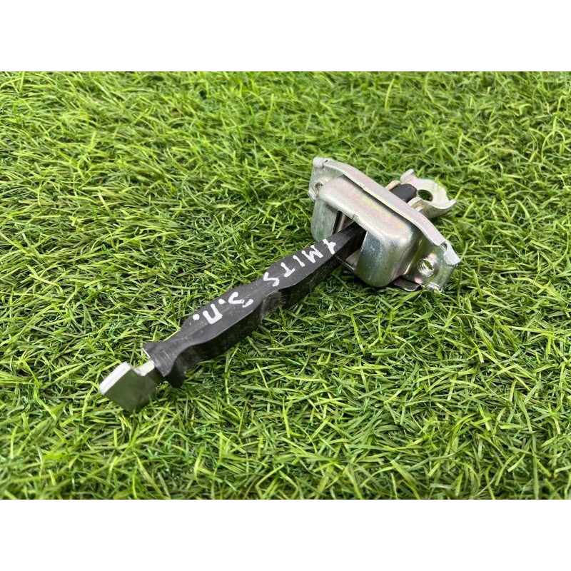 Ограничитель двери (кузов и элементы) Mitsubishi Outlander GF 2017 2.4 5732A094