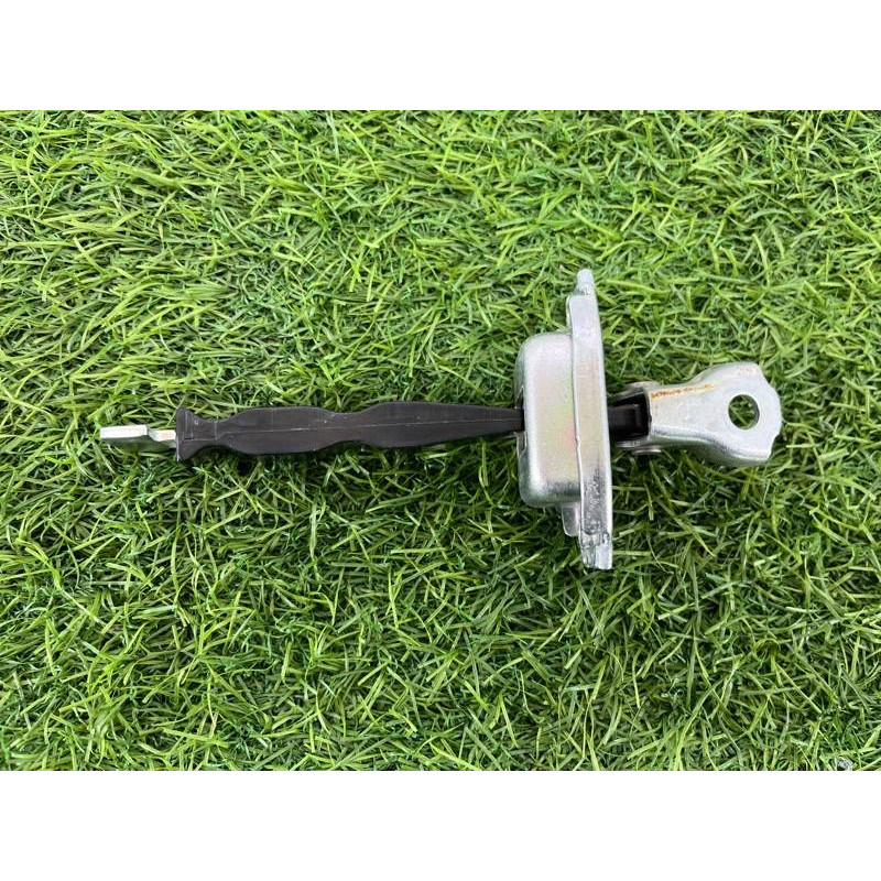 Ограничитель двери (кузов и элементы) Mitsubishi Outlander GF 2017 2.4 5732A094