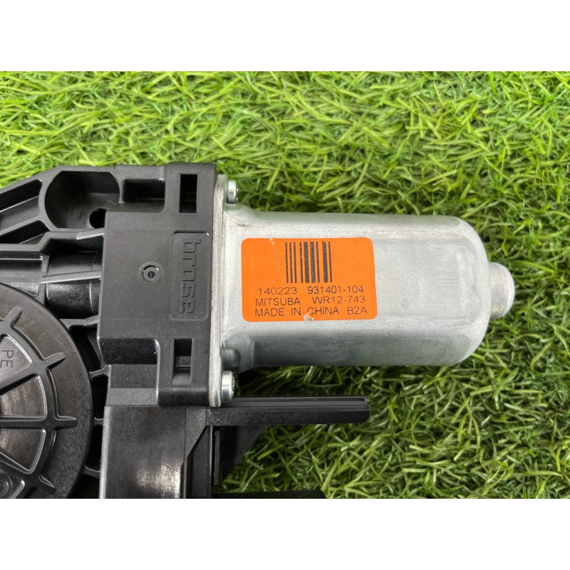 Мотор стеклоподъемника (электрика) Jeep Cherokee Trailhawk 2014 2.4 68227224AA