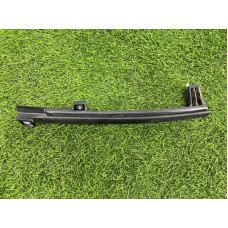 Направляющая стекла двери