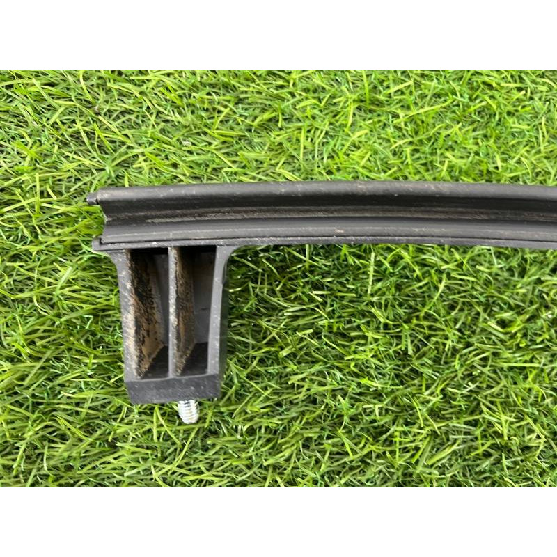 Направляющая стекла двери (кузов и элементы) Hyundai Sonata LF 83545c1000