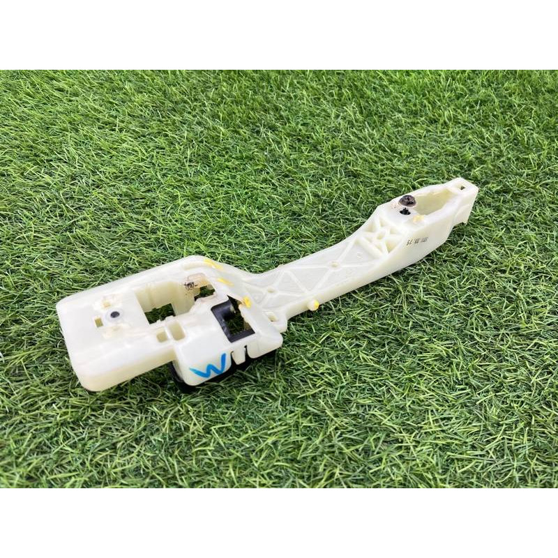 Кронштейн ручки двери (кузов и элементы) Hyundai Sonata YF 836653S000