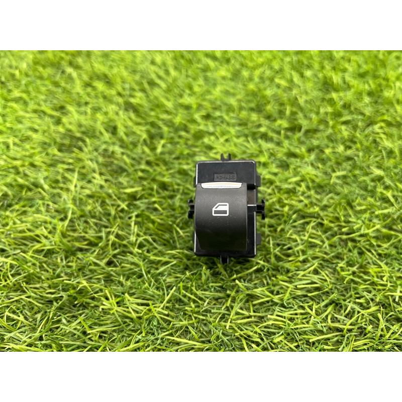 Кнопка стеклоподъемника (электрика / кнопки) Ford Ecosport B515 2018 1.0L GN1Z14529G