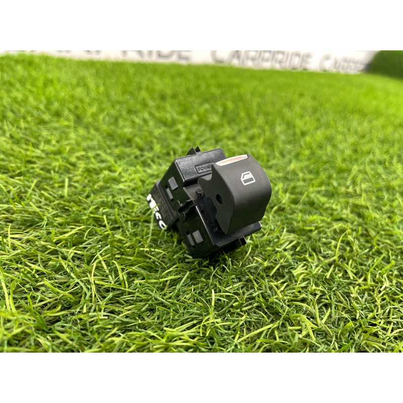 Кнопка стеклоподъемника (электрика / кнопки) Ford Ecosport B515 2018 1.0L GN1Z14529G