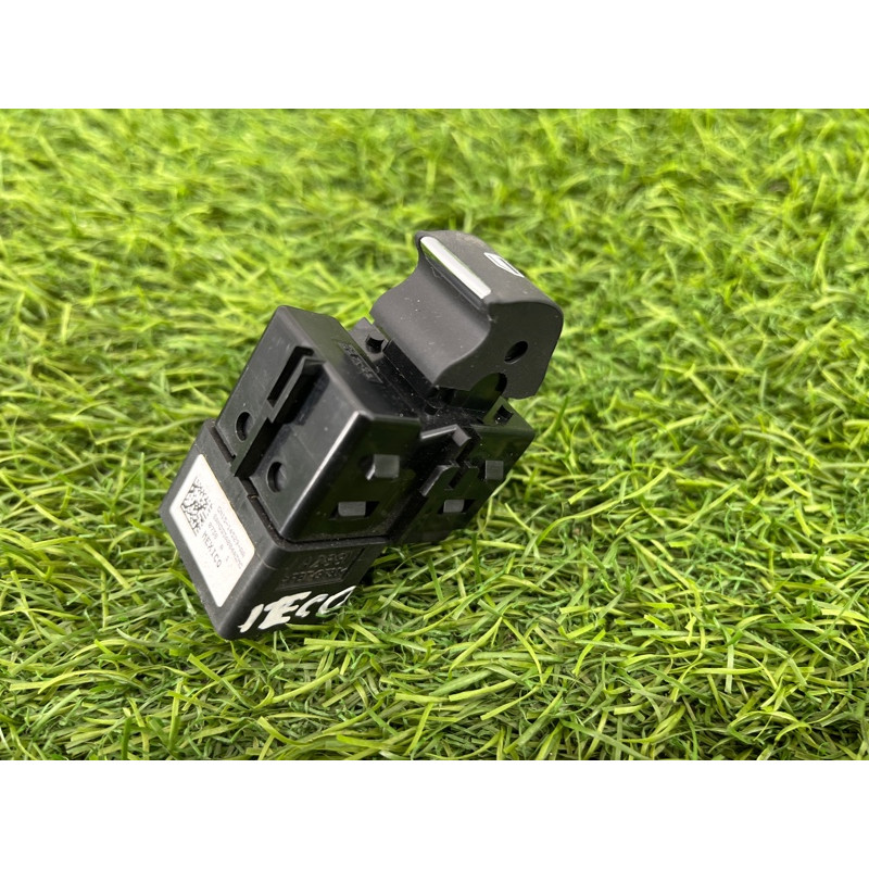 Кнопка стеклоподъемника (электрика / кнопки) Ford Ecosport B515 2018 1.0L GN1Z14529G