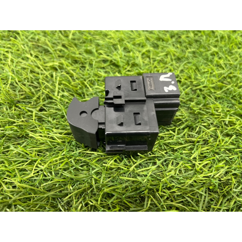 Кнопка стеклоподъемника (электрика / кнопки) Ford Ecosport B515 2018 1.0L GN1Z14529G