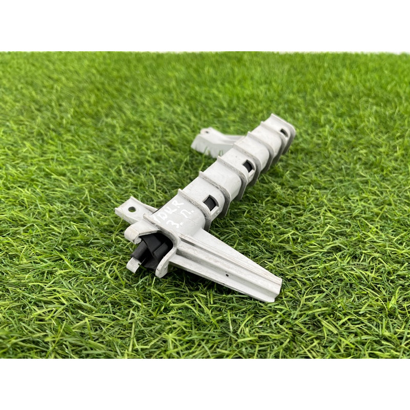 Направляющая стекла двери (кузов и элементы) Dodge Durango WD 2015 5.7 HEMi 58915828155