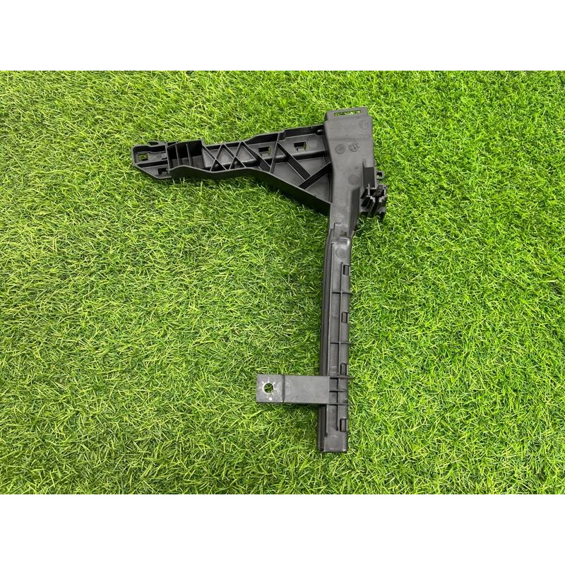 Направляющая стекла двери (кузов и элементы) Jeep Cherokee Trailhawk 2014 2.4 68227288AA