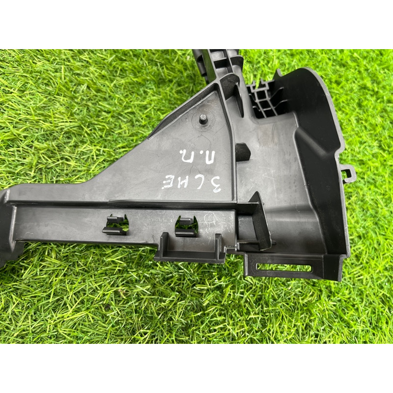 Направляющая стекла двери (кузов и элементы) Jeep Cherokee Trailhawk 2014 2.4 68227288AA