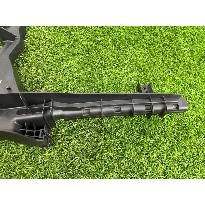 Направляющая стекла двери (кузов и элементы) Jeep Cherokee Trailhawk 2014 2.4 68227288AA