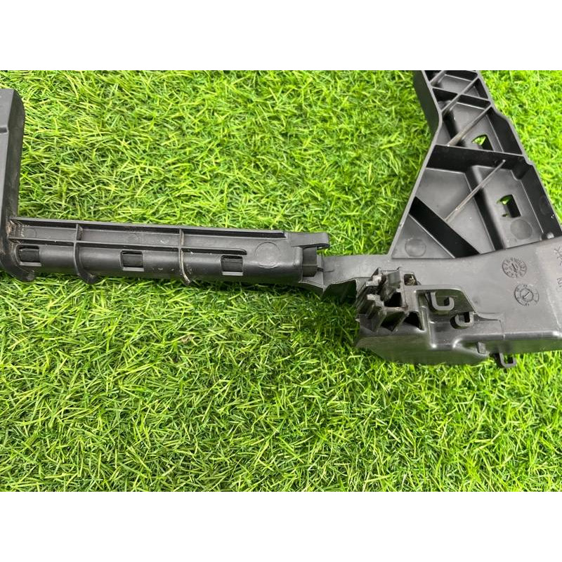 Направляющая стекла двери (кузов и элементы) Jeep Cherokee Trailhawk 2014 2.4 68227288AA