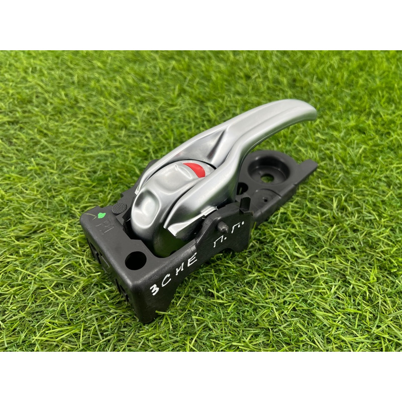 Ручка двери внутренняя (салон) Jeep Cherokee Trailhawk 2014 2.4 68227250AA