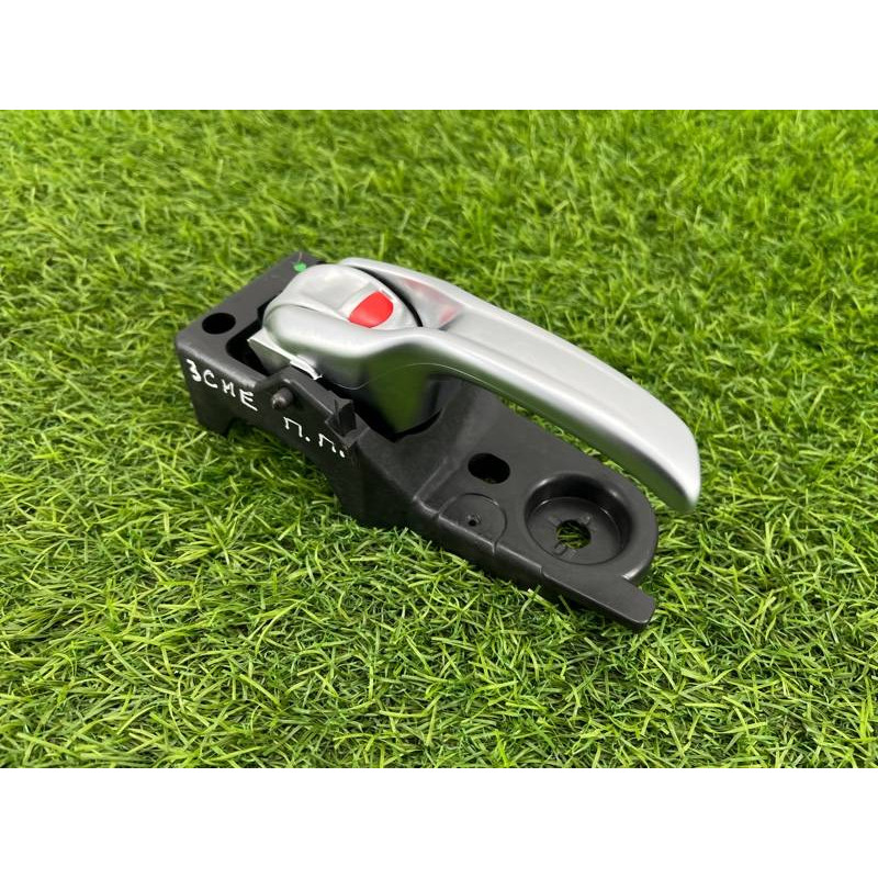 Ручка двери внутренняя (салон) Jeep Cherokee Trailhawk 2014 2.4 68227250AA