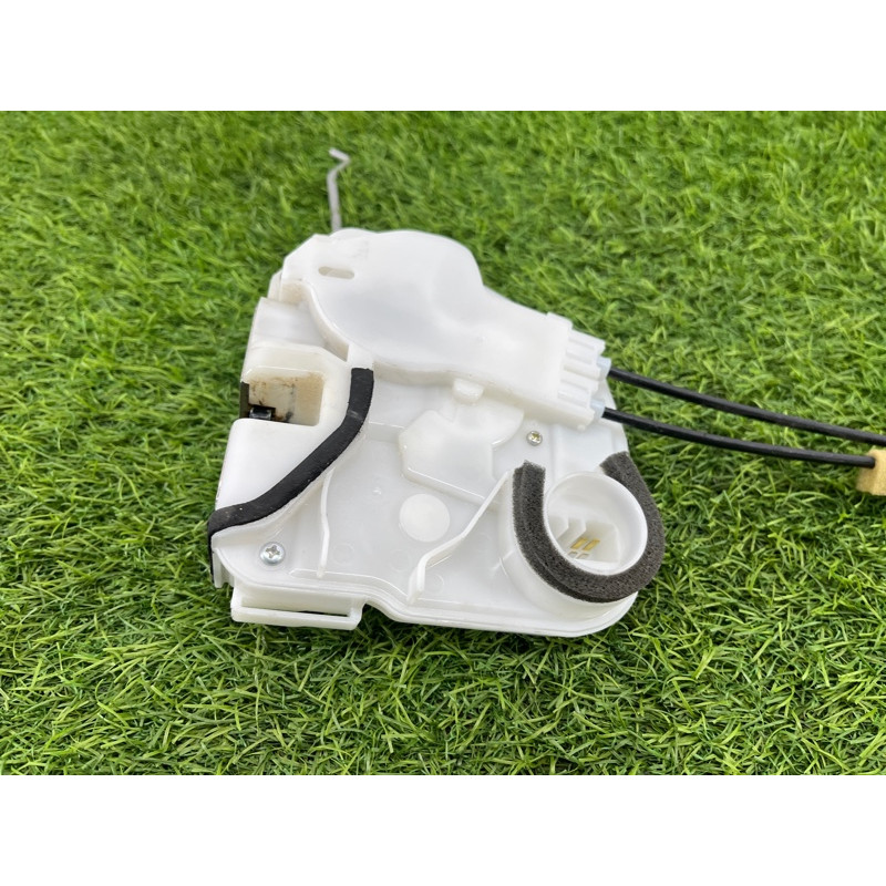 Замок двери (кузов и элементы) Mitsubishi Outlander GF 2017 2.4 5715A728