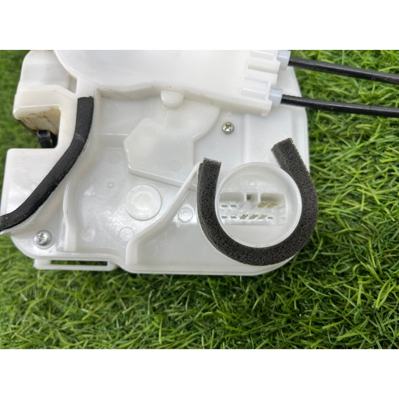 Замок двери (кузов и элементы) Mitsubishi Outlander GF 2017 2.4 5715A728