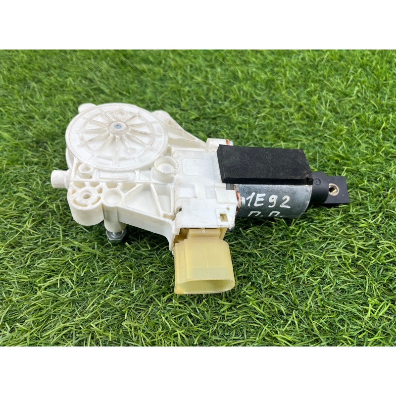 Мотор склопідйомника (електрика) BMW 3-series E92 2010 3.0 N54 67627189232