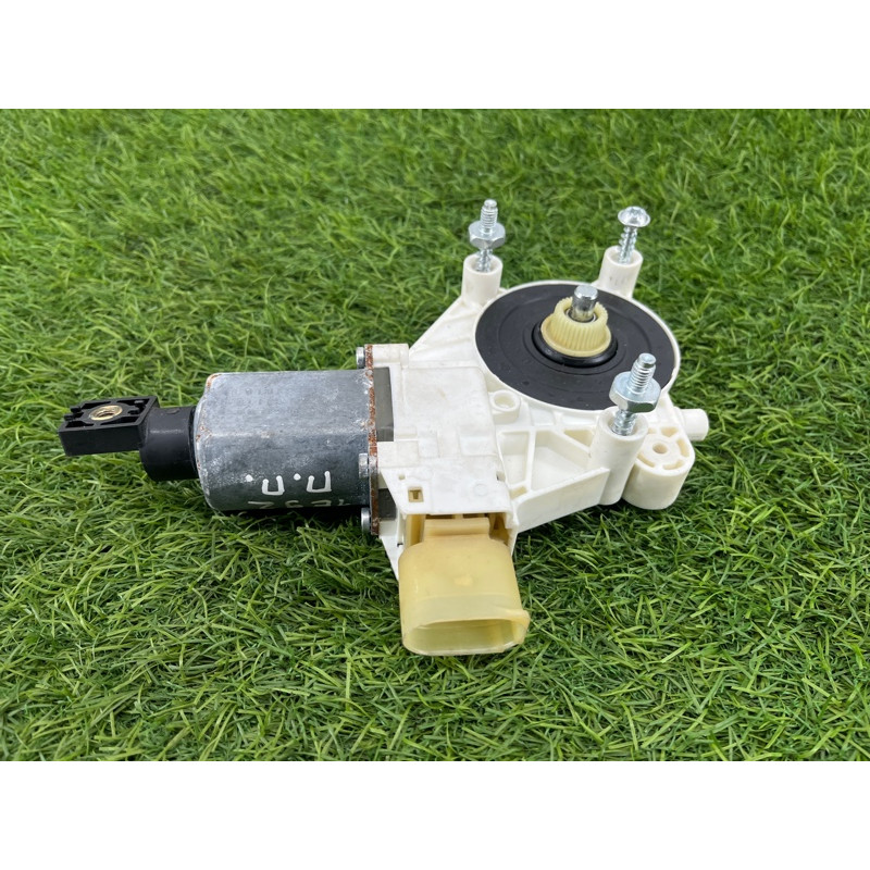 Мотор склопідйомника (електрика) BMW 3-series E92 2010 3.0 N54 67627189232