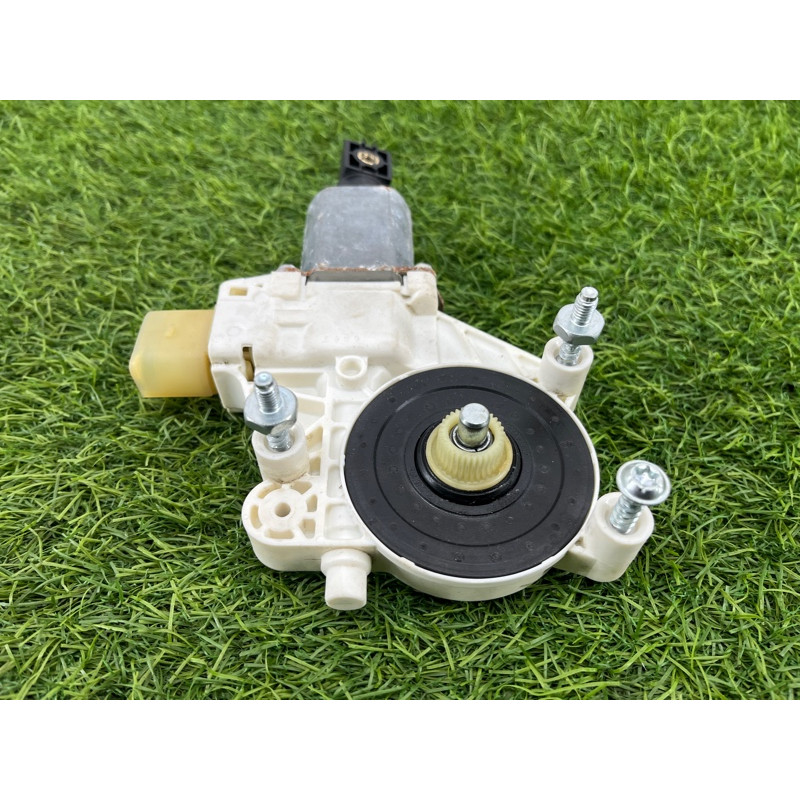 Мотор склопідйомника (електрика) BMW 3-series E92 2010 3.0 N54 67627189232