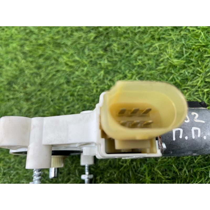 Мотор склопідйомника (електрика) BMW 3-series E92 2010 3.0 N54 67627189232