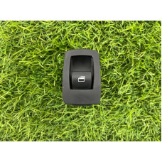 Кнопка склопідйомника