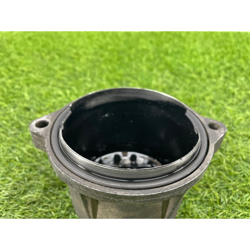 Корпус масляного фильтра (двигатель и элементы) BMW 3-series E30 M21d24 2241144