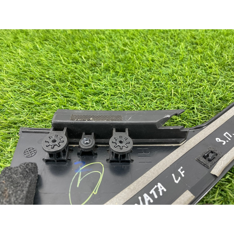 Накладка двери боковая (кузов и элементы) Hyundai Sonata LF 83280c1000