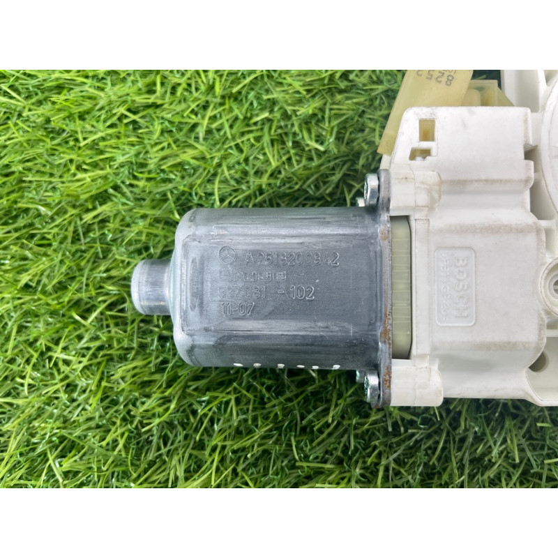 Мотор склопідйомника (електрика) Mercedes-Benz GL X164 2012 4.6 a2518200842