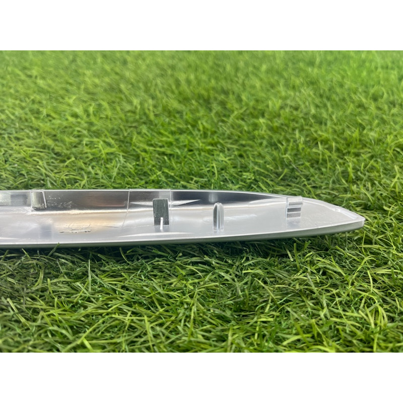 Декоративная накладка карты двери (салон) Mercedes-Benz GL X164 2012 4.6 A16472006227H85