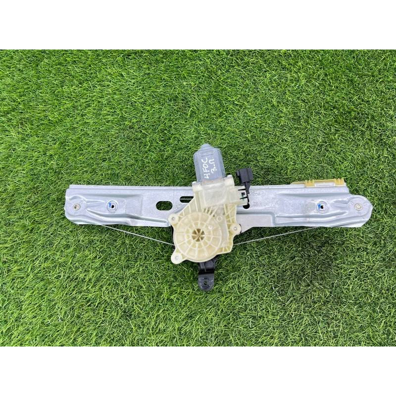 Механизм стеклоподъемника с мотором (кузов и элементы) FORD Focus MK3 2015 2.0 CM5Z5827000A