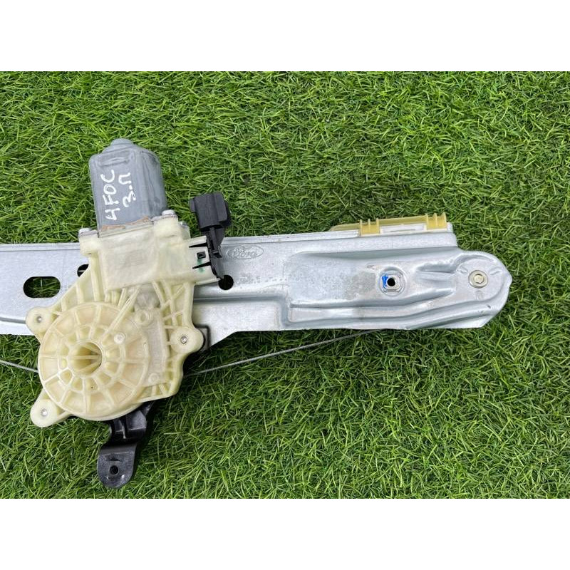 Механизм стеклоподъемника с мотором (кузов и элементы) FORD Focus MK3 2015 2.0 CM5Z5827000A