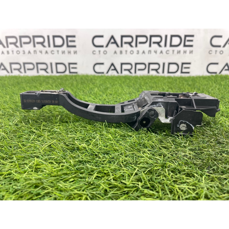 Кронштейн ручки двери (кузов и элементы) FORD Focus MK3 2015 2.0 CM5Z5826684F
