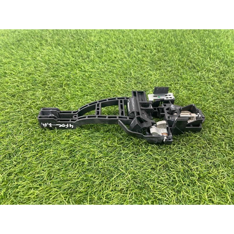 Кронштейн ручки двери (кузов и элементы) FORD Focus MK3 2015 2.0 CM5Z5826684F