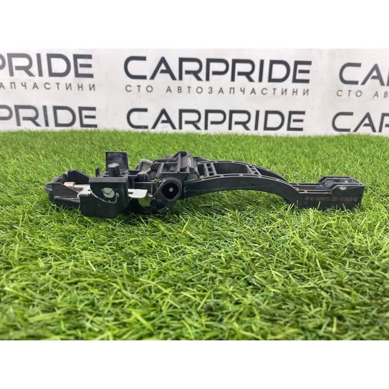 Кронштейн ручки двери (кузов и элементы) FORD Focus MK3 2015 2.0 CM5Z5826684F