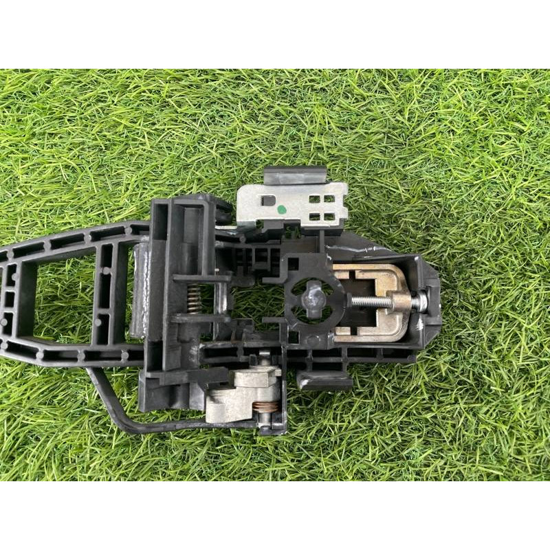 Кронштейн ручки двери (кузов и элементы) FORD Focus MK3 2015 2.0 CM5Z5826684F